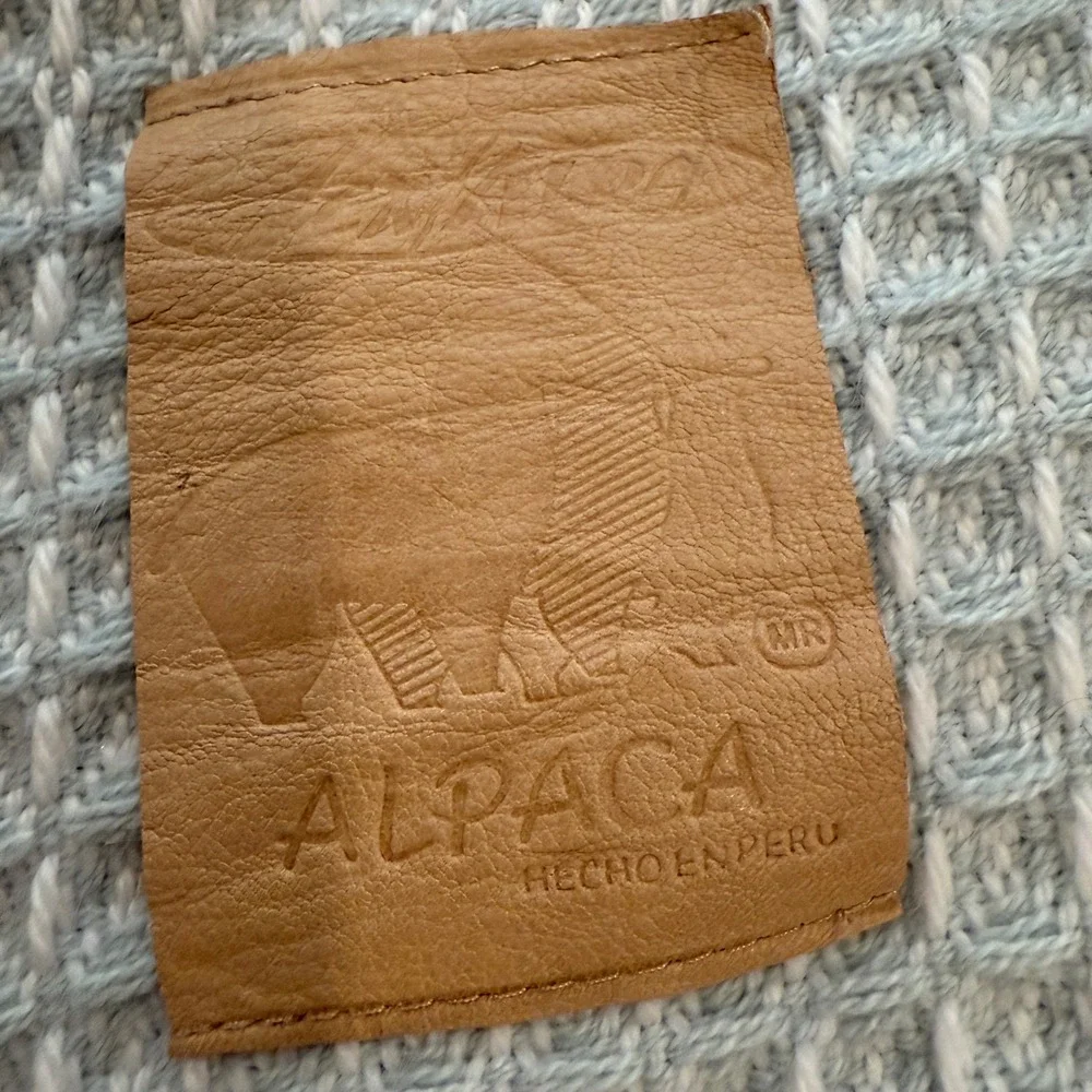Luxury Alpaca Woven Throw Blanket Pale Blue Fringe Hecho‎ en Peru 66 x 56